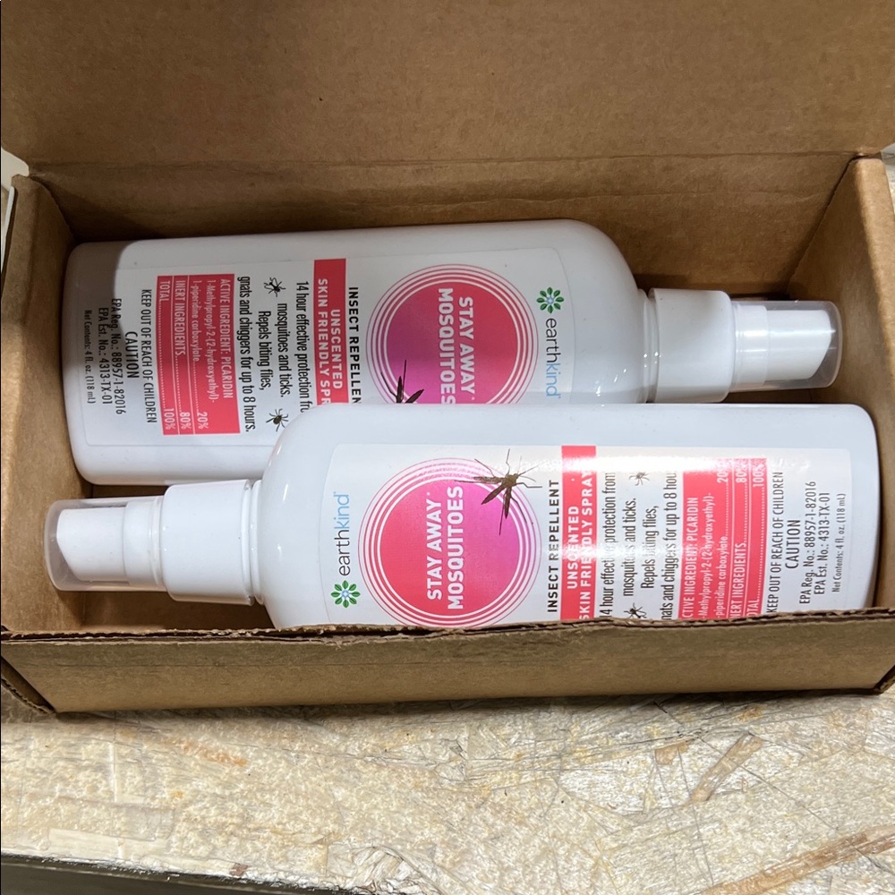 Earthkind  Stay Away Mosquitoes Insect Repellent Spray - lot of 2